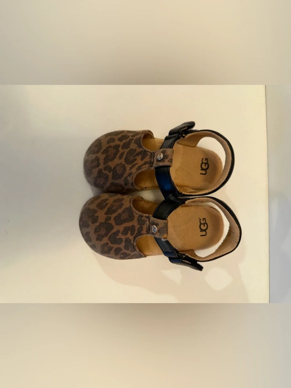 UGG kids leopard